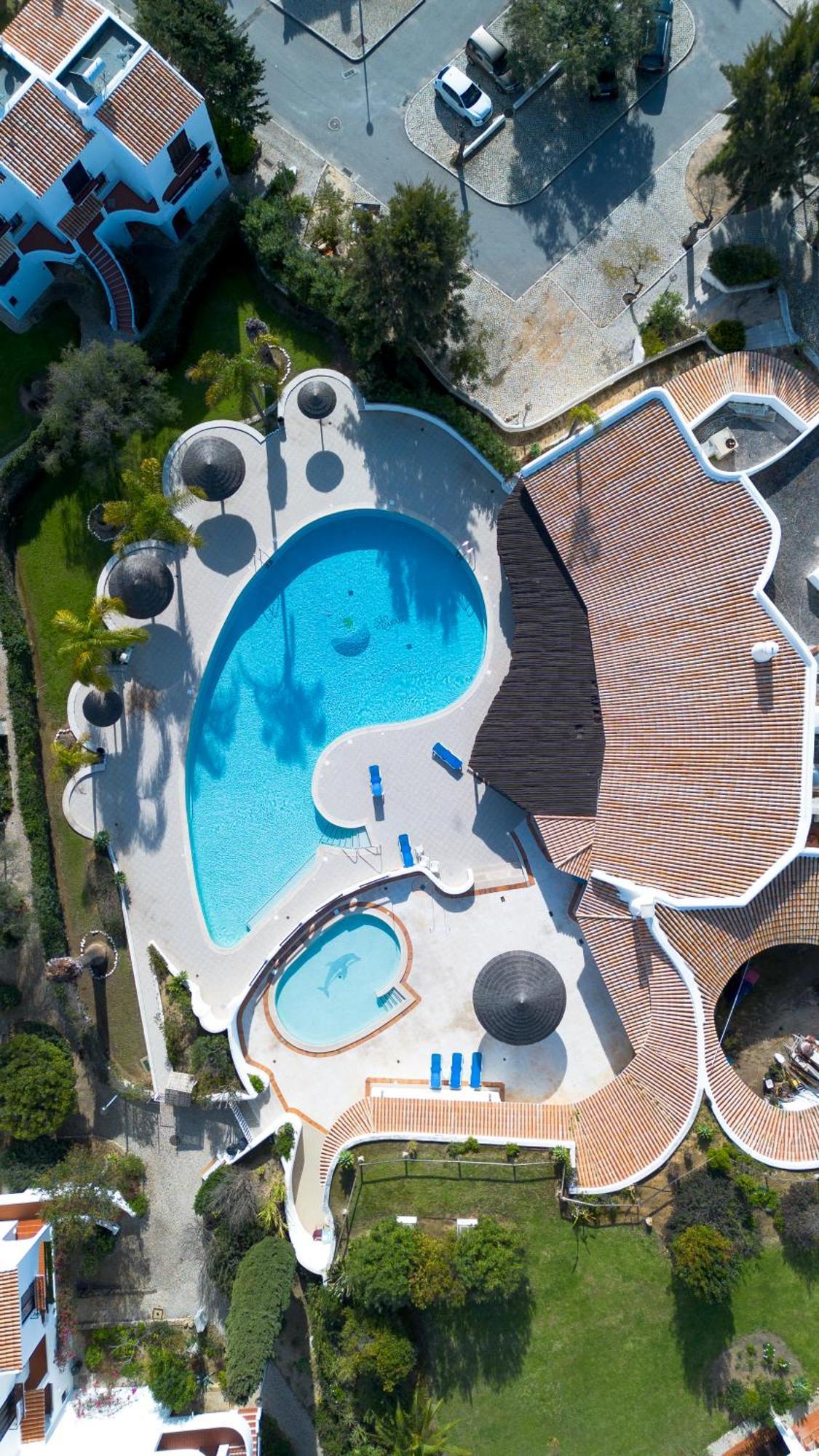 Seacoast Retreat With Pool And Beach Access By Drago Rentals Albufeira Bagian luar foto